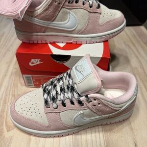 Nike Women's Pink and White Sneakers